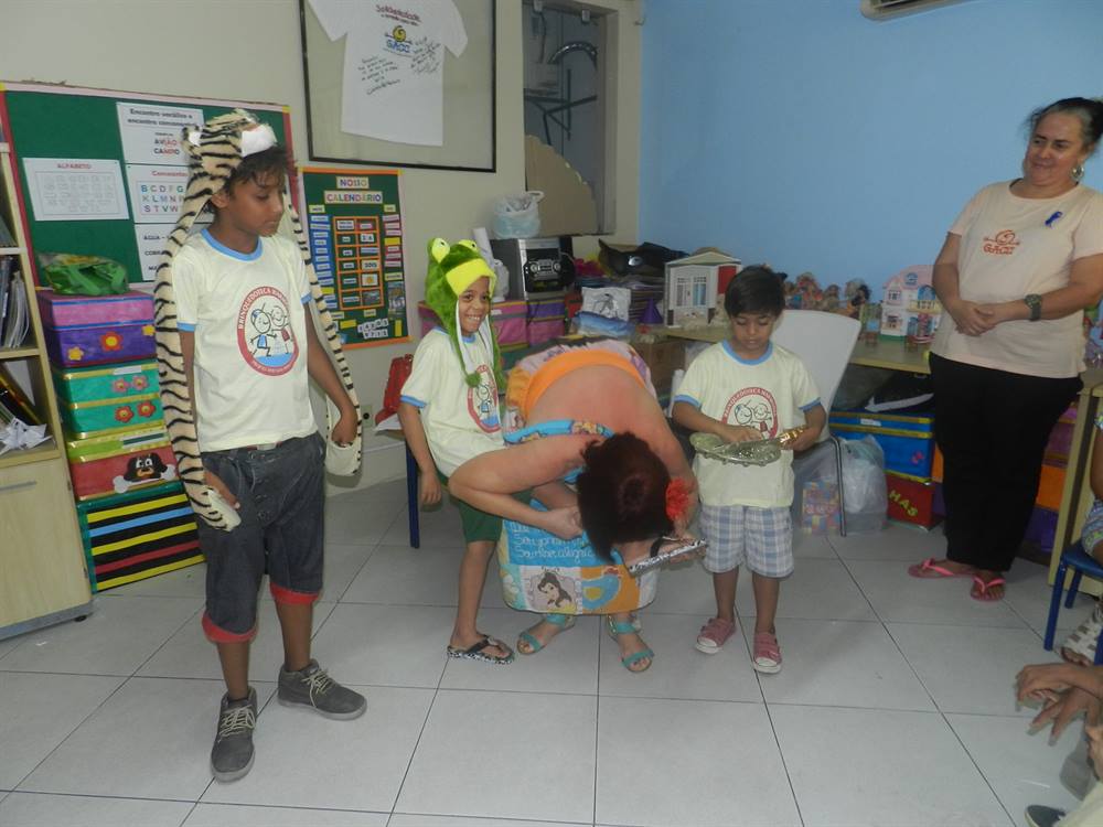 Daluzinha na Brinquedoteca III 
